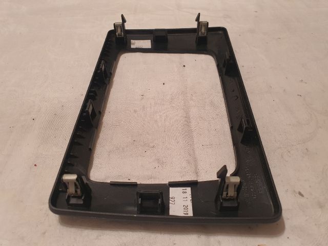 bontott DACIA DUSTER Multifunkciós Kijelző Keret