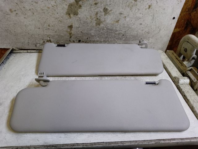 bontott DACIA DUSTER Napellenző Pár