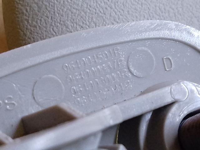 bontott DACIA DUSTER Napellenző Pár