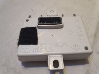 bontott DACIA DUSTER Navigáció Elektronika