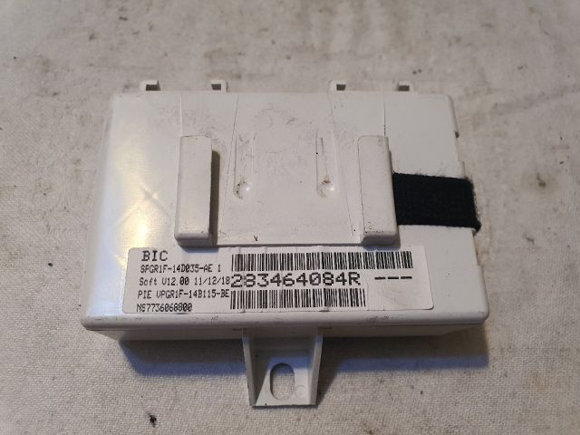 bontott DACIA DUSTER Navigáció Elektronika