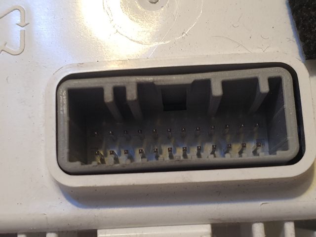 bontott DACIA DUSTER Navigáció Elektronika