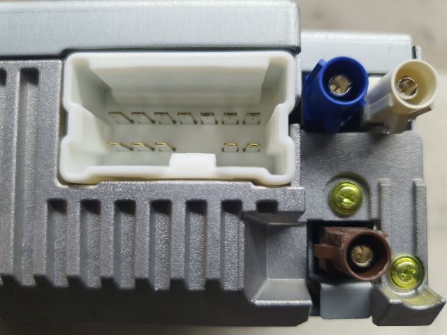 bontott DACIA DUSTER Navigációs Fejegység