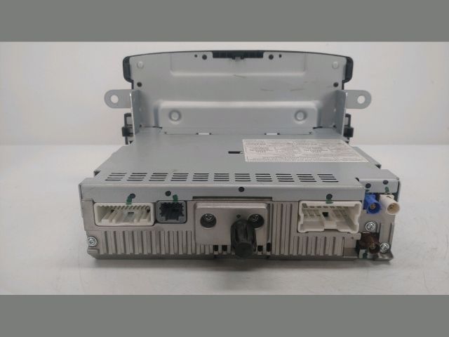 bontott DACIA DUSTER Navigációs Fejegység