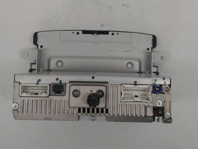 bontott DACIA DUSTER Navigációs Fejegység