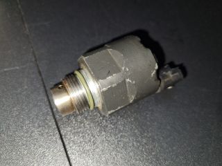 bontott DACIA DUSTER Nyomásszabályzó Szelep
