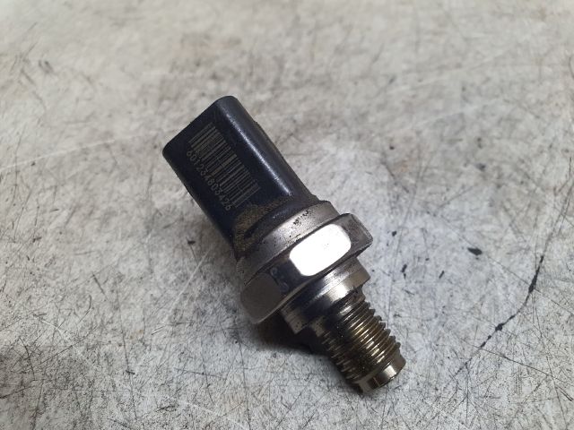 bontott DACIA DUSTER Nyomásszabályzó Szelep