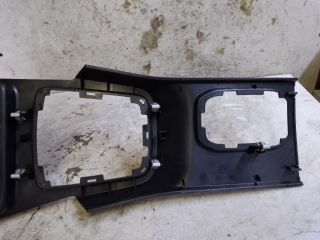 bontott DACIA DUSTER Pohártartó