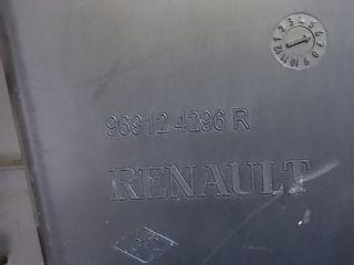 bontott DACIA DUSTER Pohártartó