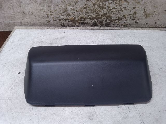 bontott DACIA DUSTER Pótféklámpa Idom