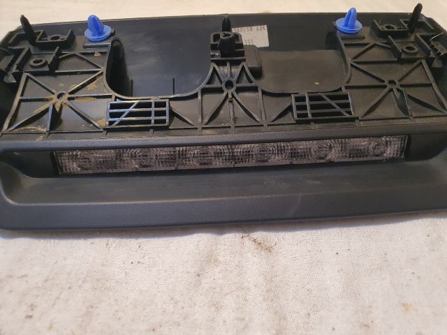 bontott DACIA DUSTER Pótféklámpa