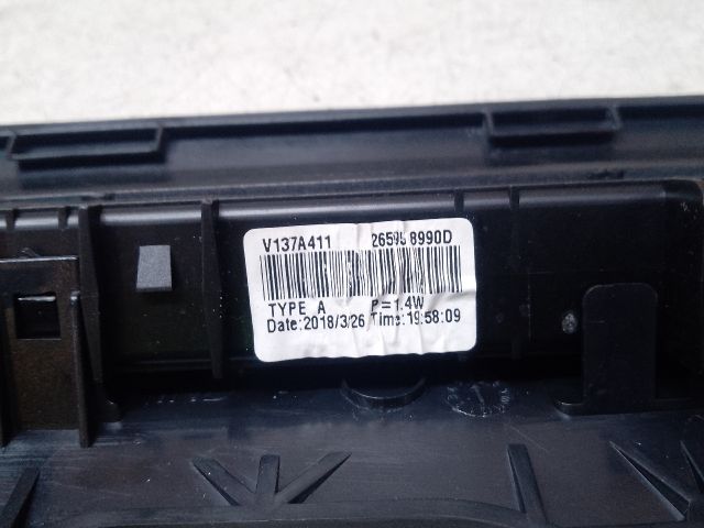 bontott DACIA DUSTER Pótféklámpa