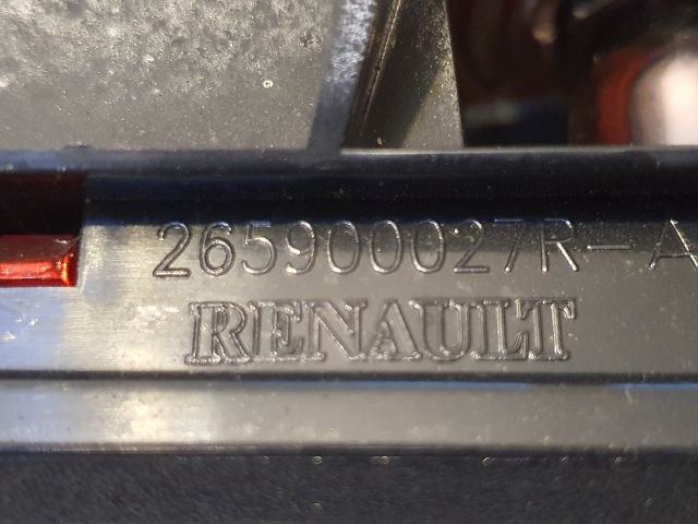 bontott DACIA DUSTER Pótféklámpa