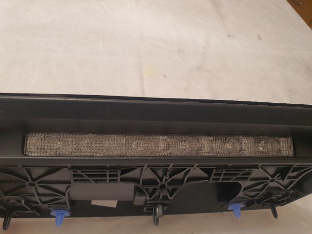 bontott DACIA DUSTER Pótféklámpa