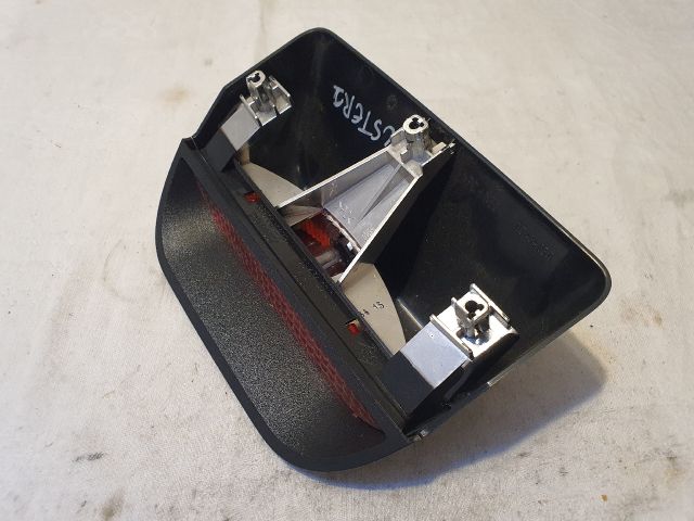 bontott DACIA DUSTER Pótféklámpa