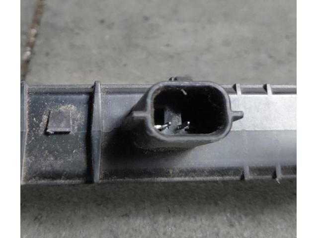 bontott DACIA DUSTER Pótféklámpa