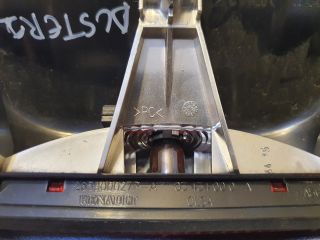 bontott DACIA DUSTER Pótféklámpa