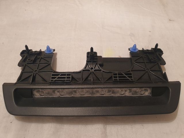 bontott DACIA DUSTER Pótféklámpa