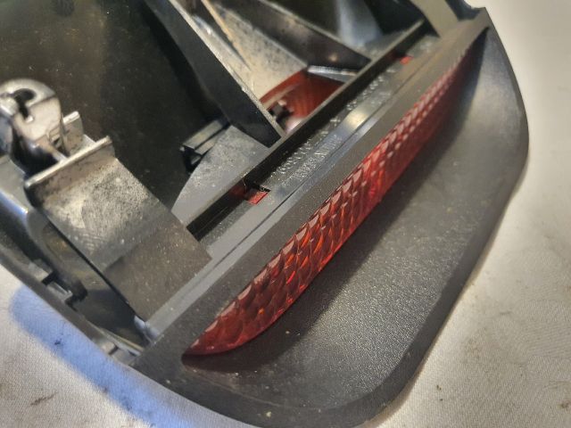 bontott DACIA DUSTER Pótféklámpa