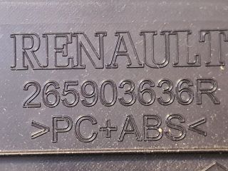 bontott DACIA DUSTER Pótféklámpa