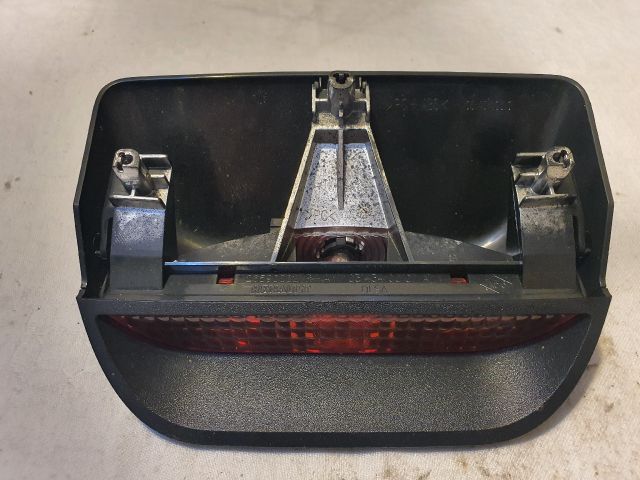 bontott DACIA DUSTER Pótféklámpa