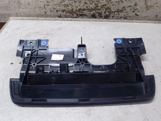 bontott DACIA DUSTER Pótféklámpa