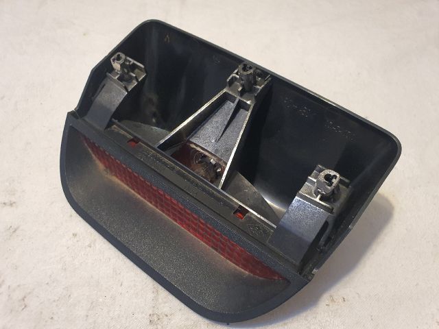 bontott DACIA DUSTER Pótféklámpa