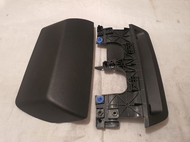 bontott DACIA DUSTER Pótféklámpa