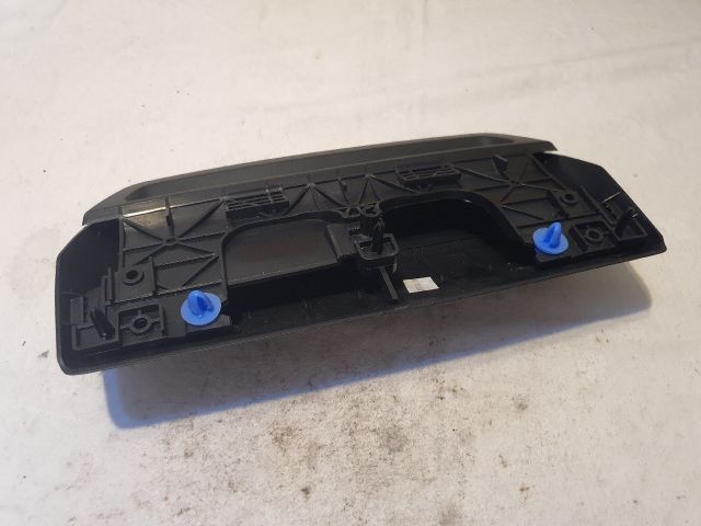 bontott DACIA DUSTER Pótféklámpa