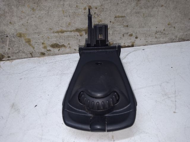 bontott DACIA DUSTER Rádió / CD Kapcsoló