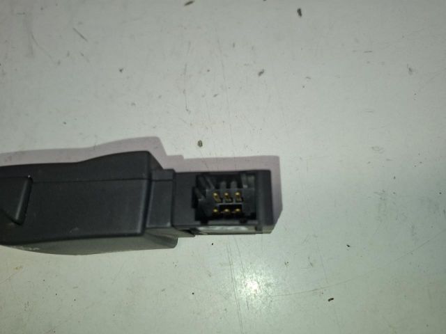 bontott DACIA DUSTER Rádió / CD Kapcsoló