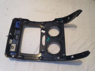 bontott DACIA DUSTER Rádió / CD Keret