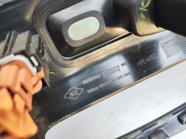 bontott DACIA DUSTER Rádió / CD Keret