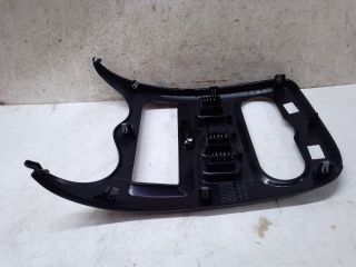 bontott DACIA DUSTER Rádió / CD Keret