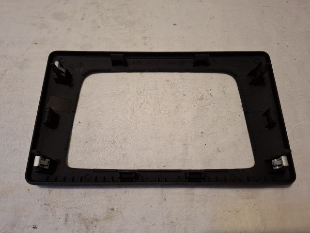 bontott DACIA DUSTER Rádió / CD Keret