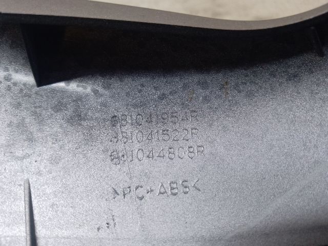 bontott DACIA DUSTER Rádió / CD Keret