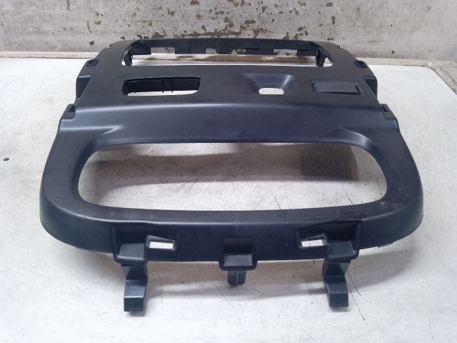 bontott DACIA DUSTER Rádió / CD Keret