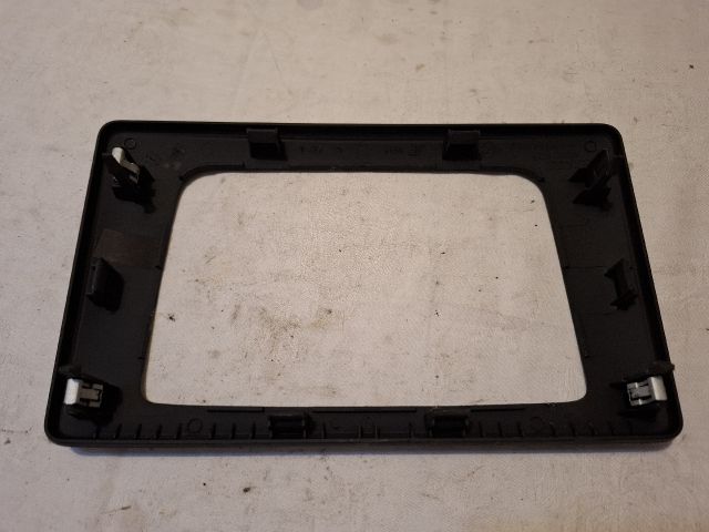 bontott DACIA DUSTER Rádió / CD Keret