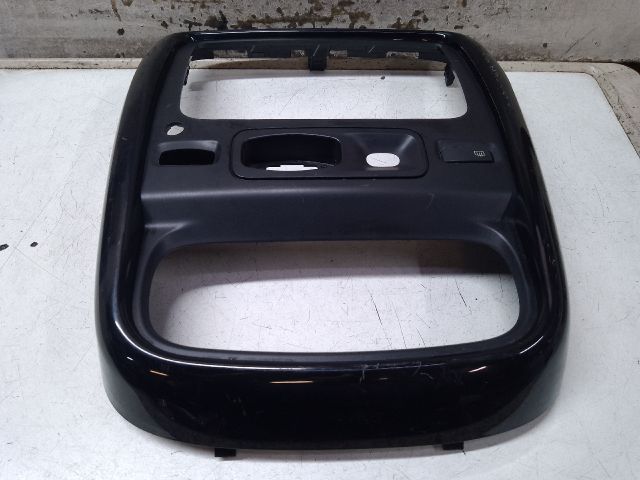 bontott DACIA DUSTER Rádió / CD Keret