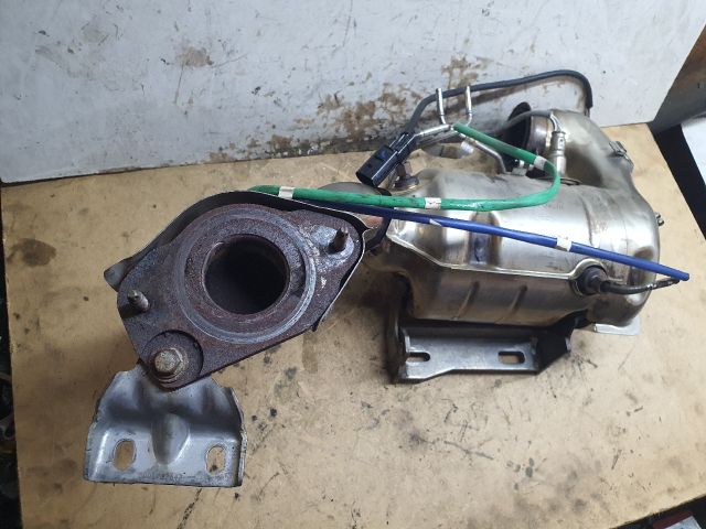 bontott DACIA DUSTER Részecskeszűrő