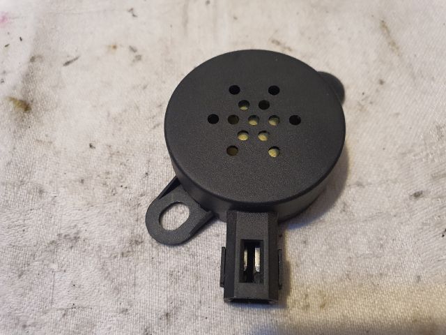 bontott DACIA DUSTER Riasztó Hangszóró