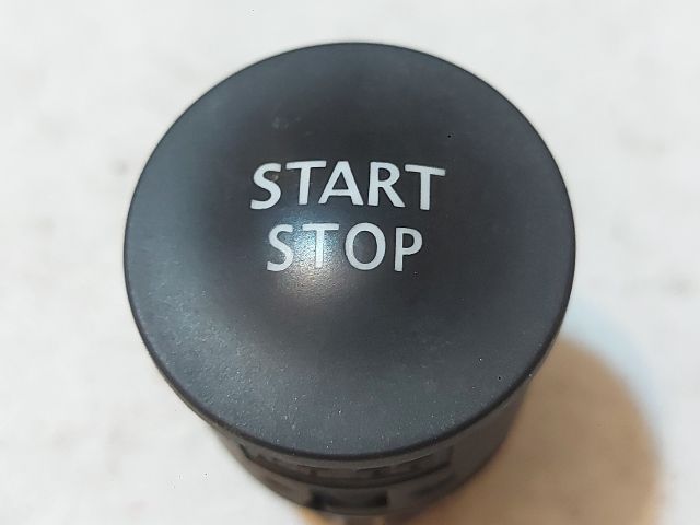 bontott DACIA DUSTER Start / Stop Indító Gomb