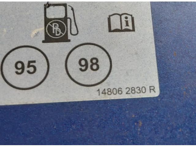 bontott DACIA DUSTER Tankajtó