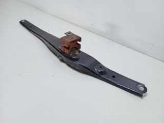 bontott DACIA DUSTER Tartó Bak