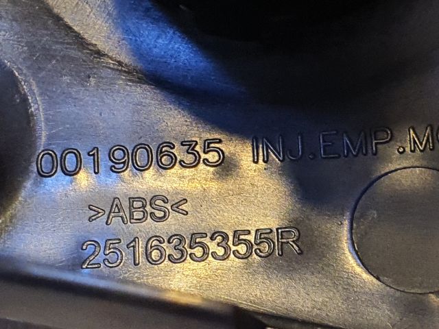 bontott DACIA DUSTER Terepváltó Kapcsoló Kar / Gomb