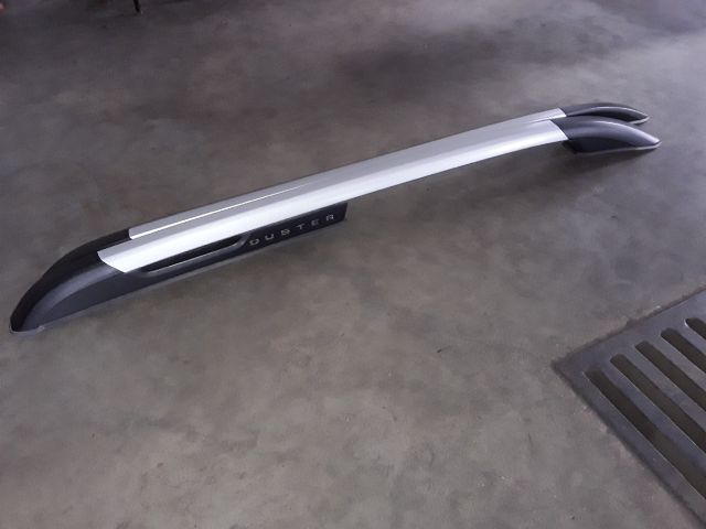 bontott DACIA DUSTER Tetősín Pár