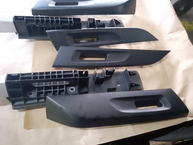 bontott DACIA DUSTER Tetősín Pár