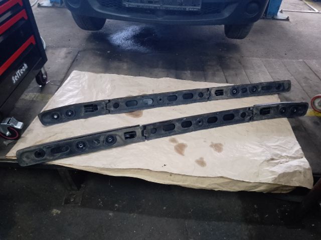 bontott DACIA DUSTER Tetősín Pár