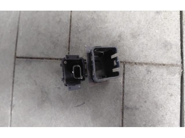 bontott DACIA DUSTER Tolatókamera