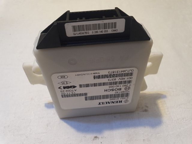 bontott DACIA DUSTER Tolatóradar Elektronika